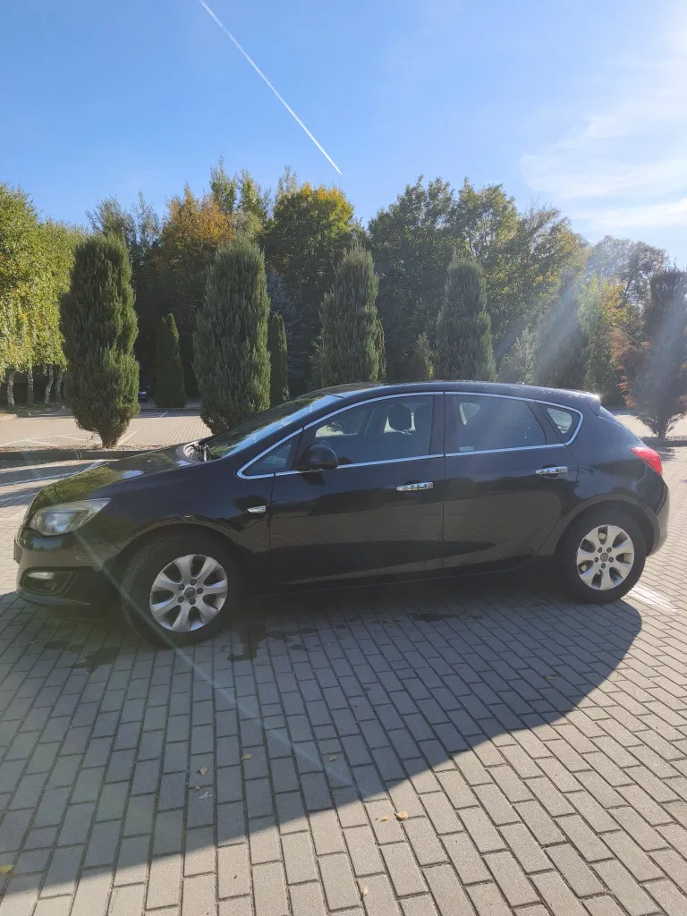 Zdjęcie: 2015 Opel Astra