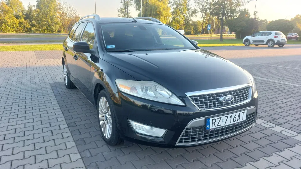 Zdjęcie: 2010 Ford Mondeo