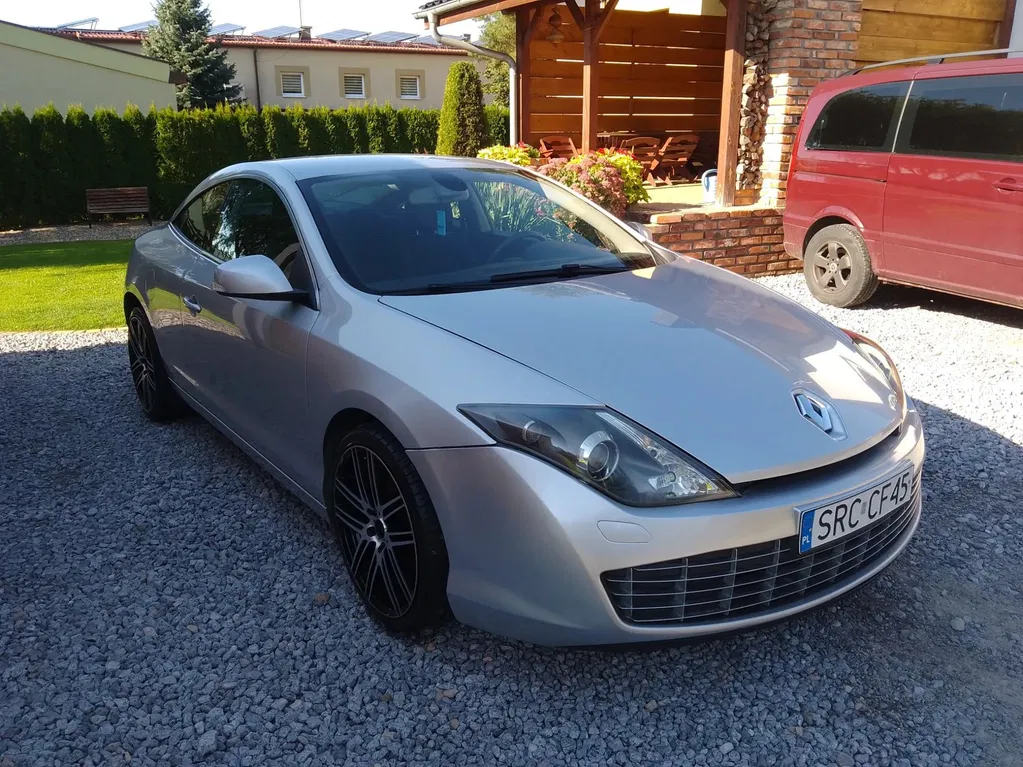 Zdjęcie: 2011 Renault Laguna