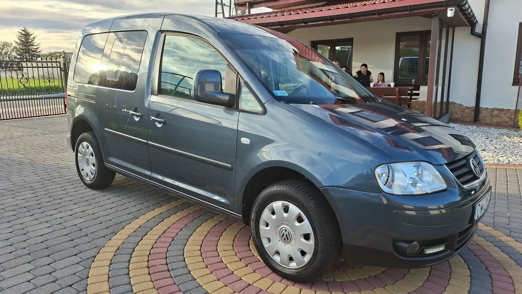 Zdjęcie: 2010 Volkswagen Caddy
