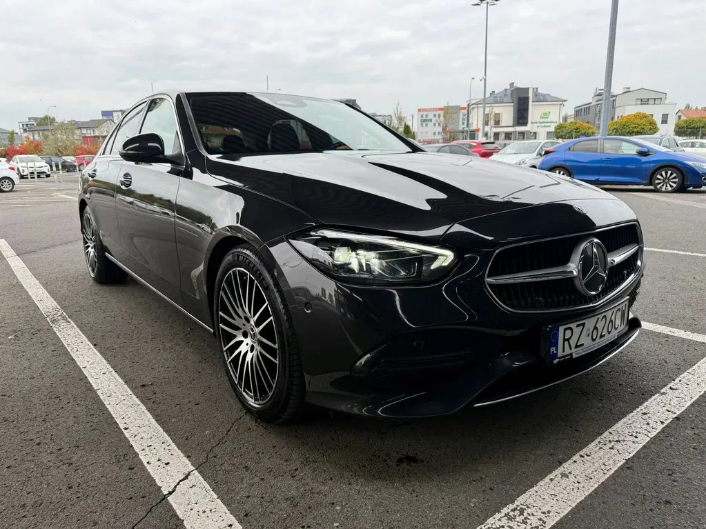 Zdjęcie: 2022 Mercedes-Benz C Klasa