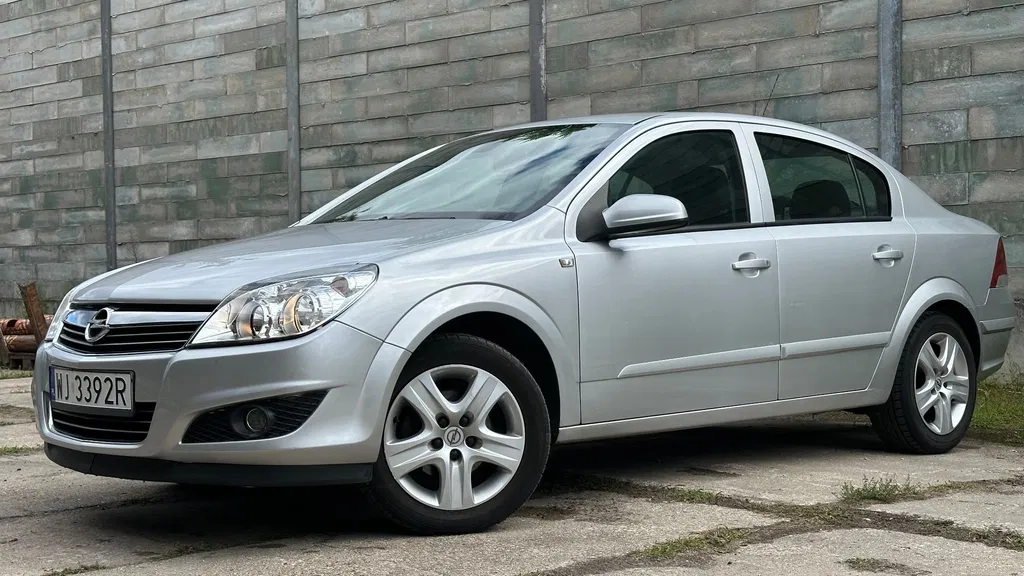 Zdjęcie: 2009 Opel Astra