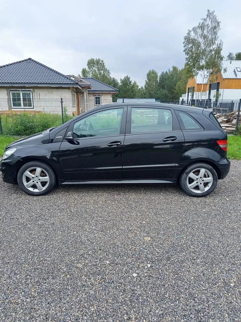 Zdjęcie: 2011 Mercedes-Benz B Klasa