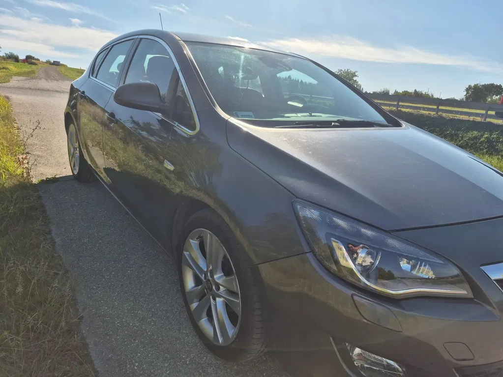 Zdjęcie: 2009 Opel Astra