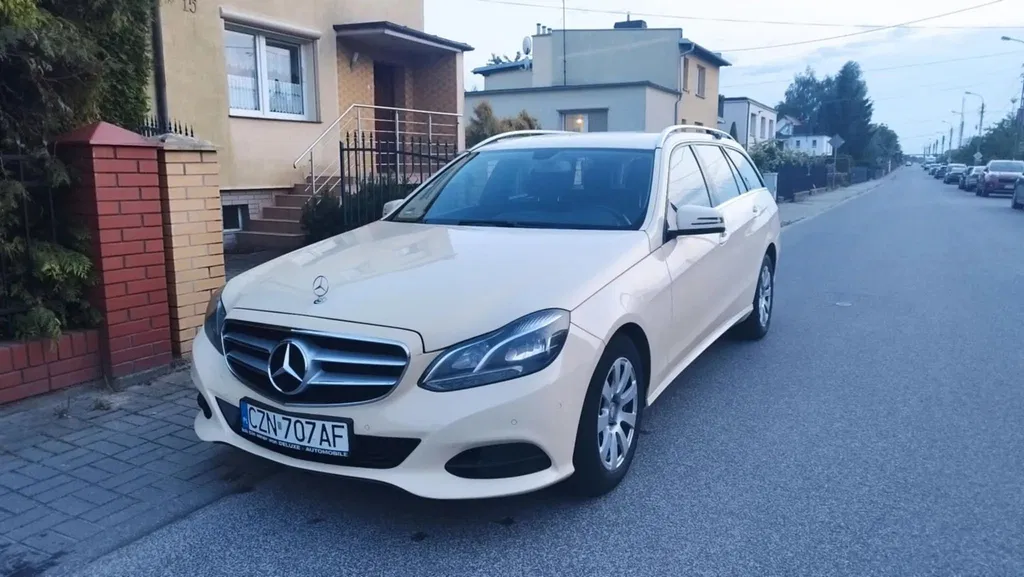 Zdjęcie: 2016 Mercedes-Benz E Klasa