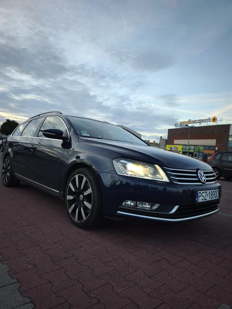 Zdjęcie: 2012 Volkswagen Passat