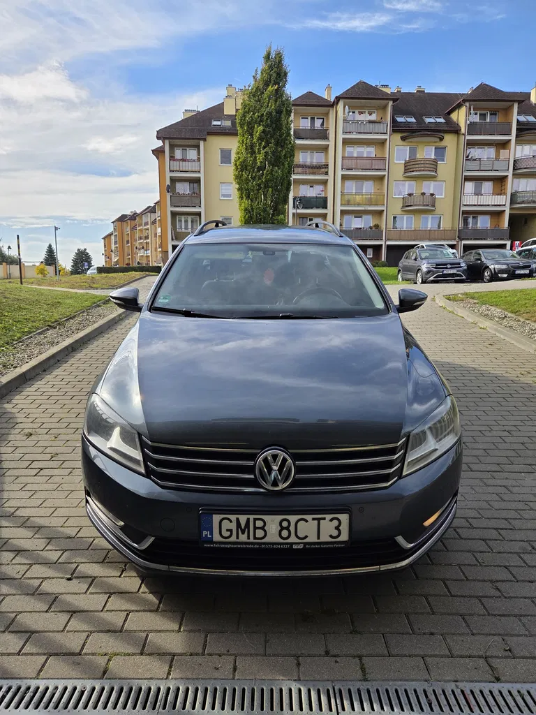 Zdjęcie: 2011 Volkswagen Passat