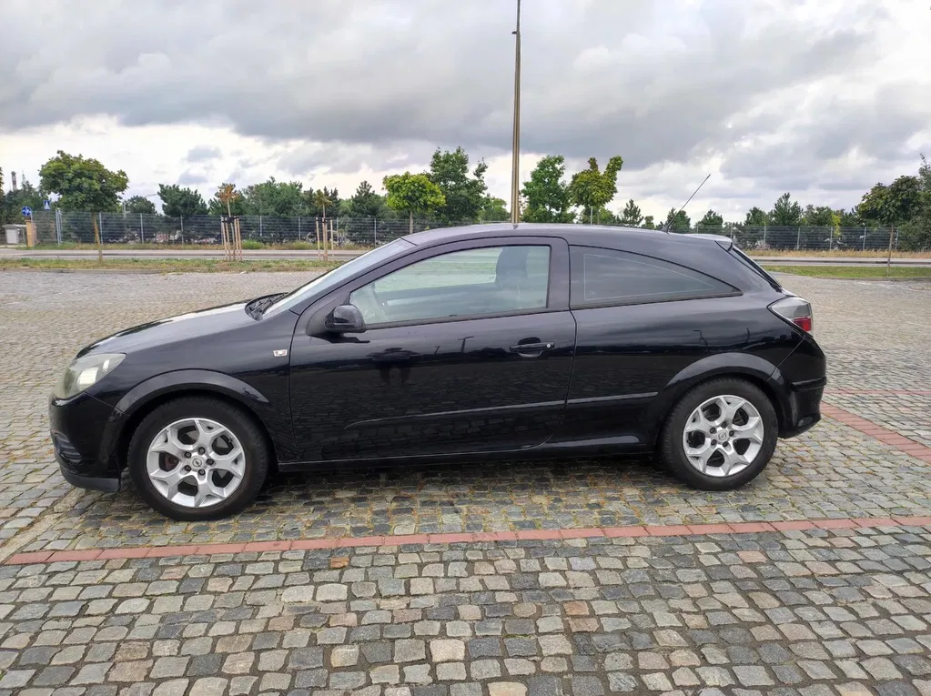 Zdjęcie: 2005 Opel Astra