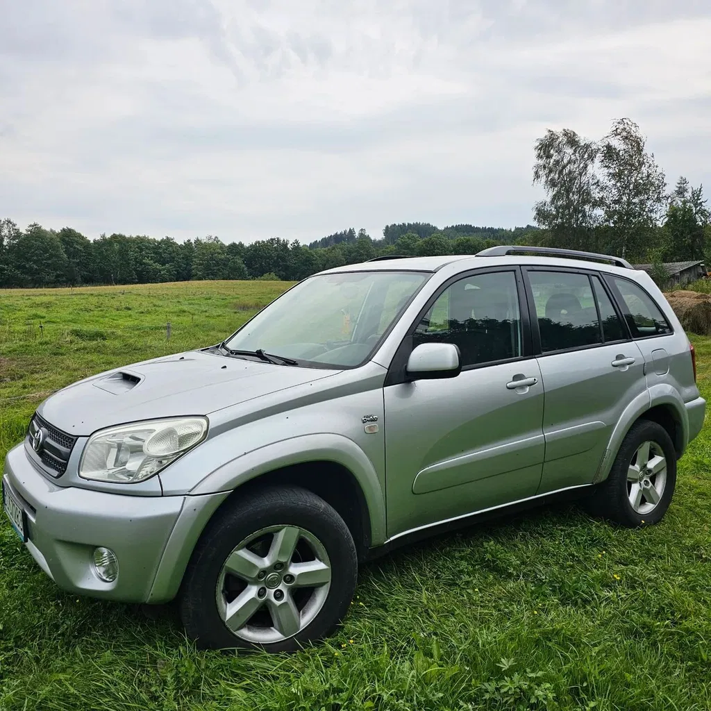 Zdjęcie: 2004 Toyota RAV-4