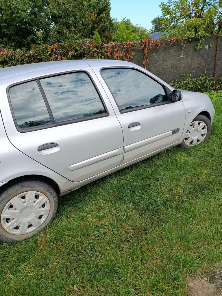 Zdjęcie: 2005 Renault Clio