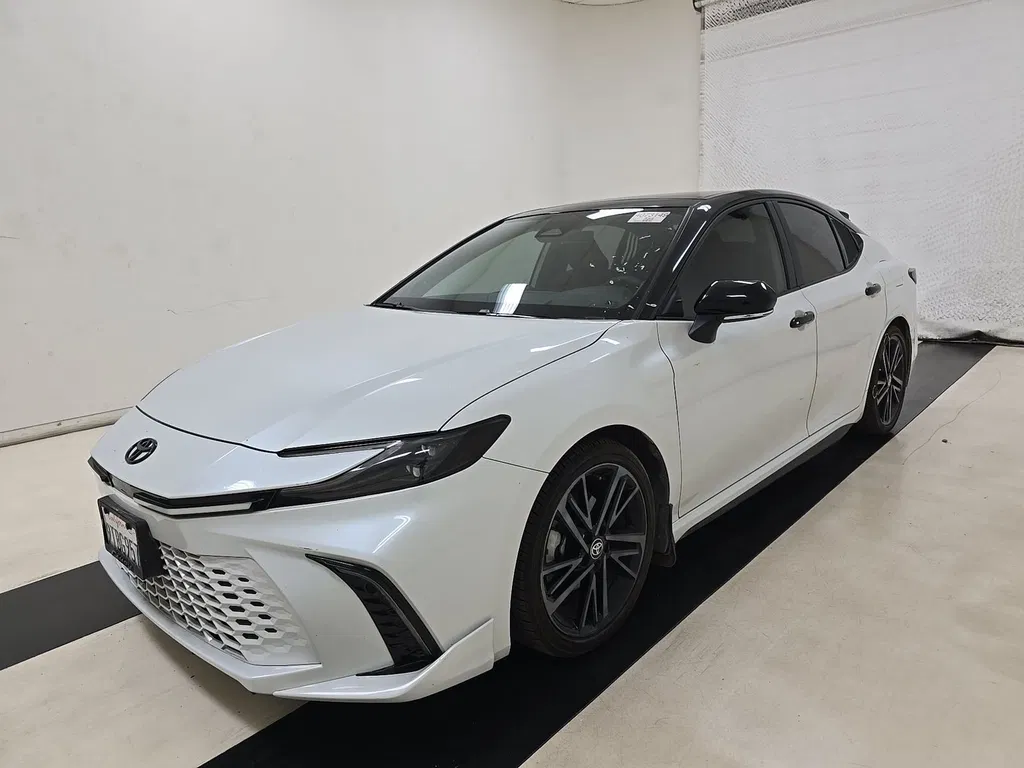 Zdjęcie: 2024 Toyota Camry