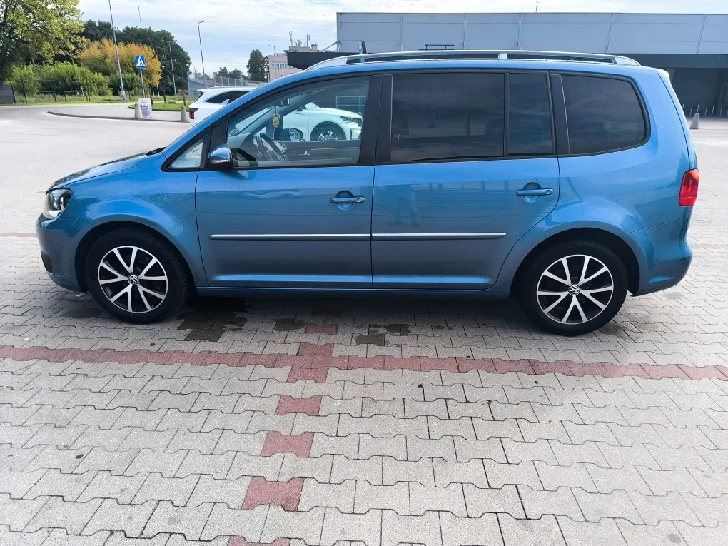 Zdjęcie: 2012 Volkswagen Touran
