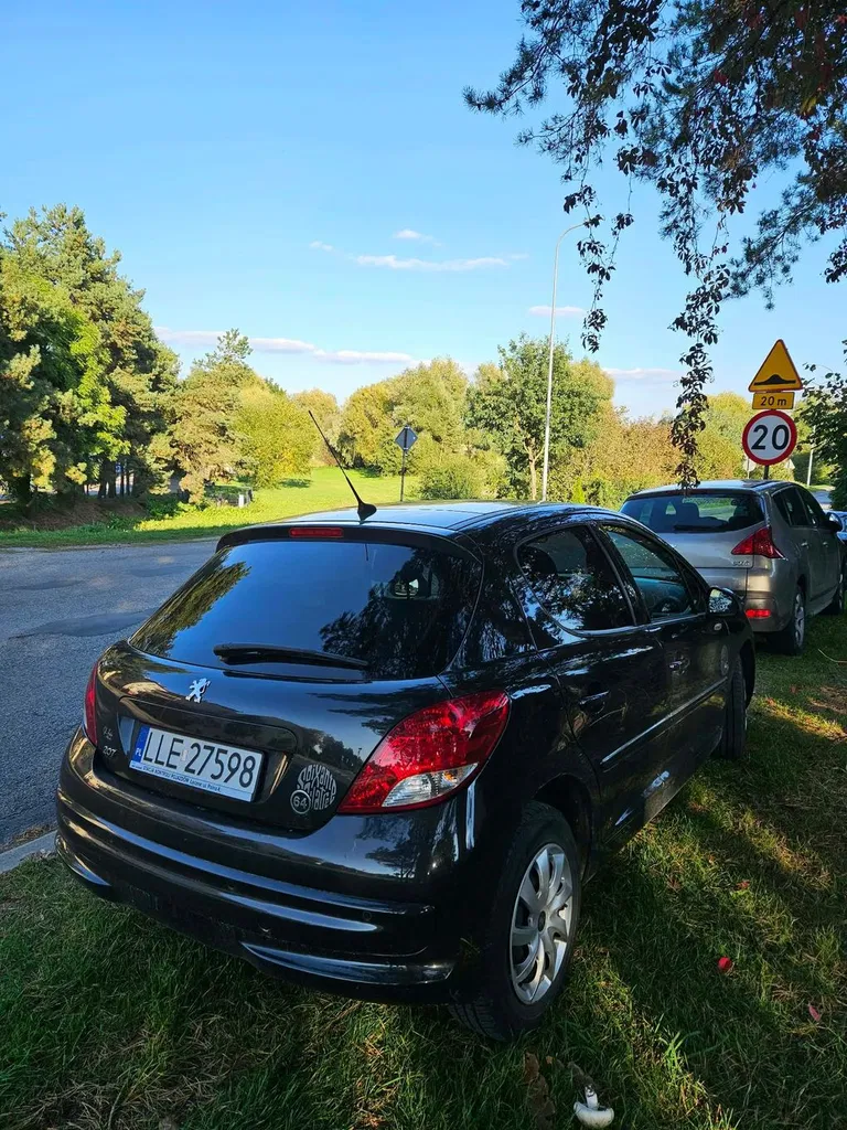 Zdjęcie: 2011 Peugeot 207