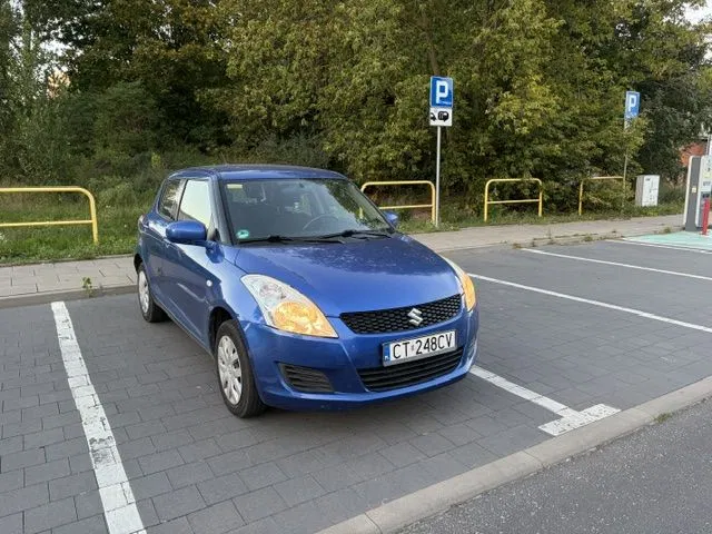 Zdjęcie: 2011 Suzuki Swift