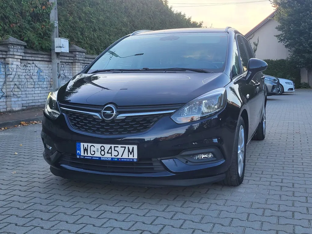 Zdjęcie: 2018 Opel Zafira