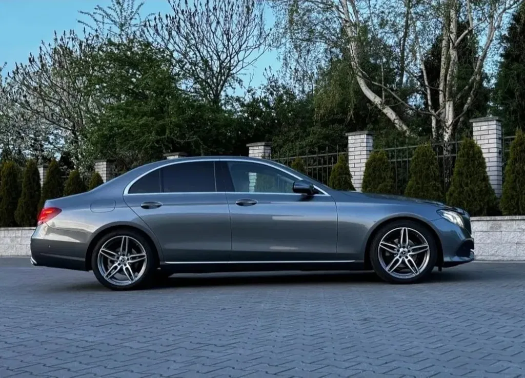 Zdjęcie: 2018 Mercedes-Benz E Klasa