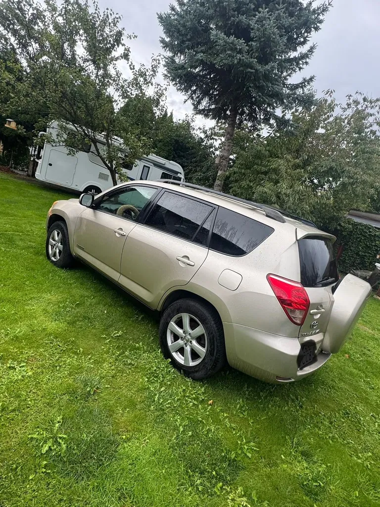 Zdjęcie: 2007 Toyota RAV-4