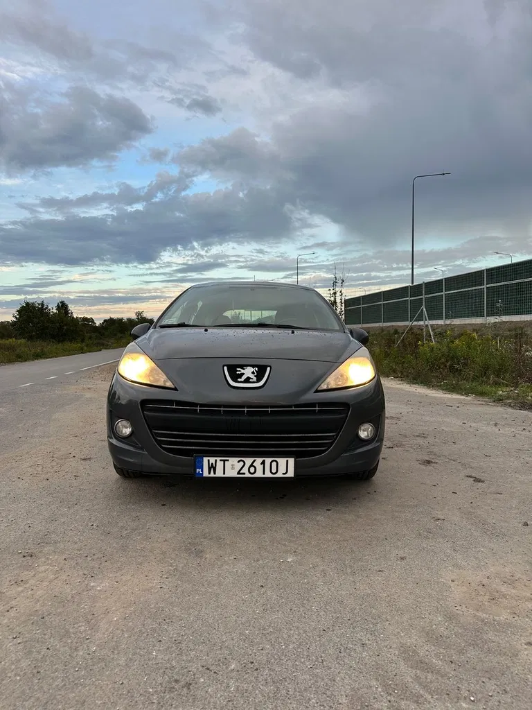 Zdjęcie: 2011 Peugeot 207