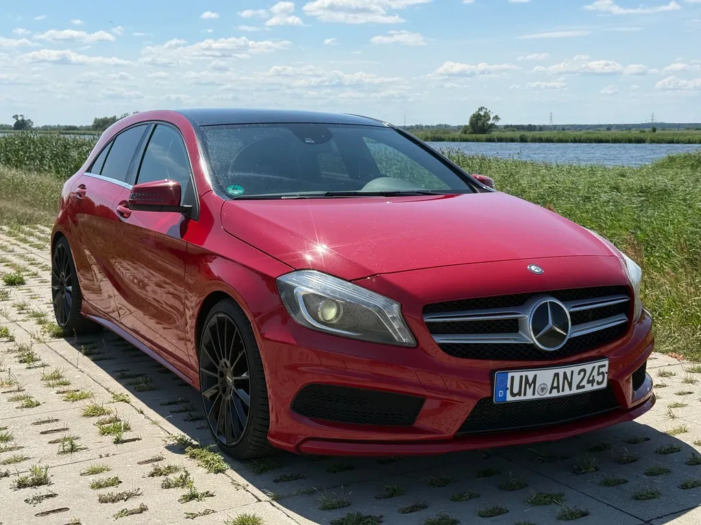 Zdjęcie: 2013 Mercedes-Benz A Klasa