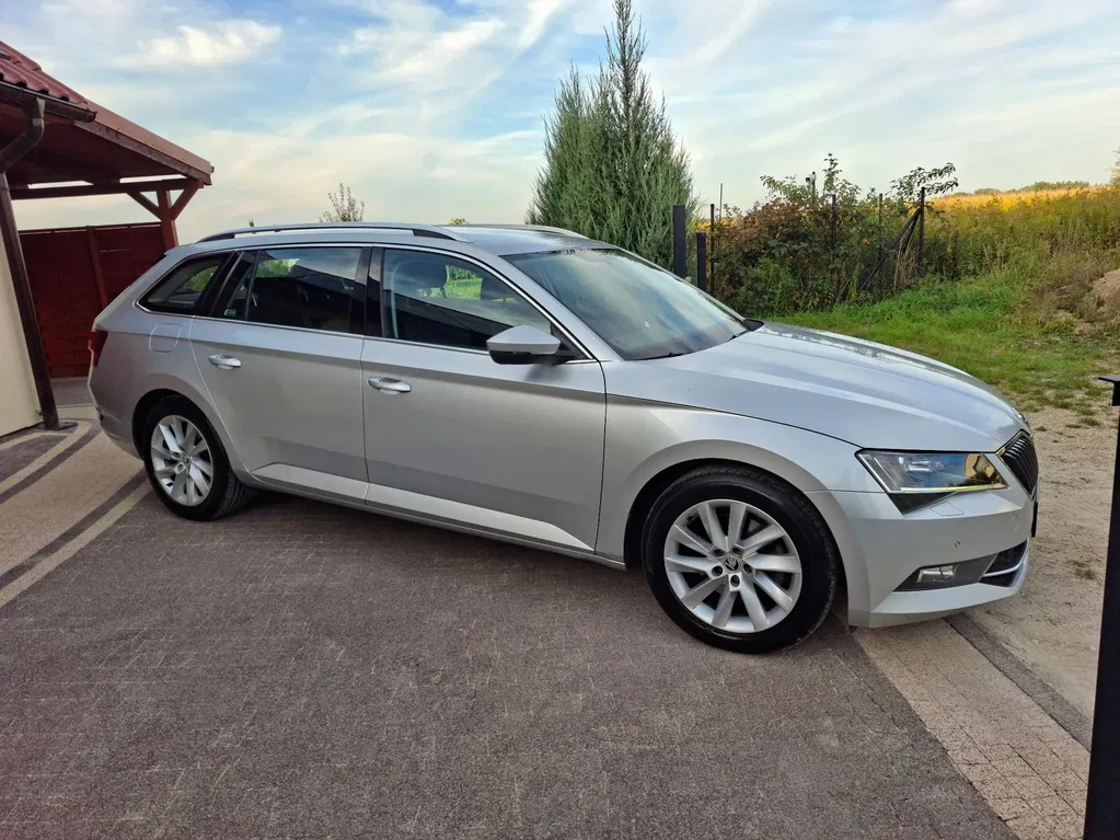 Zdjęcie: 2019 Skoda Superb