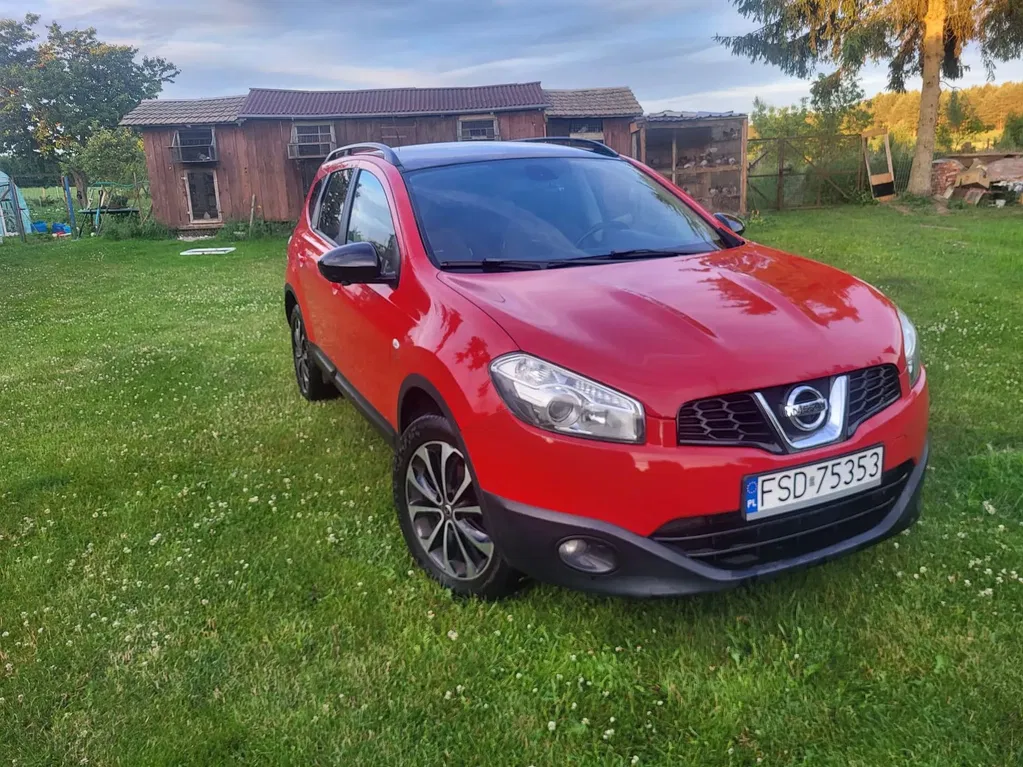 Zdjęcie: 2012 Nissan Qashqai+2