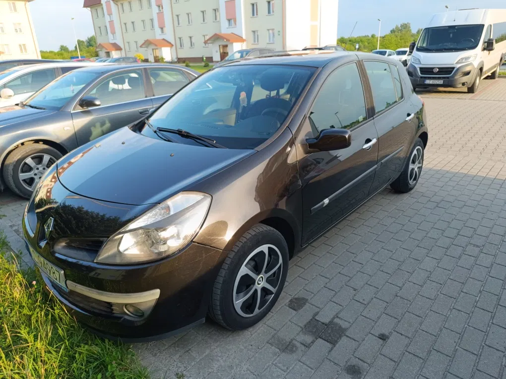 Zdjęcie: 2006 Renault Clio