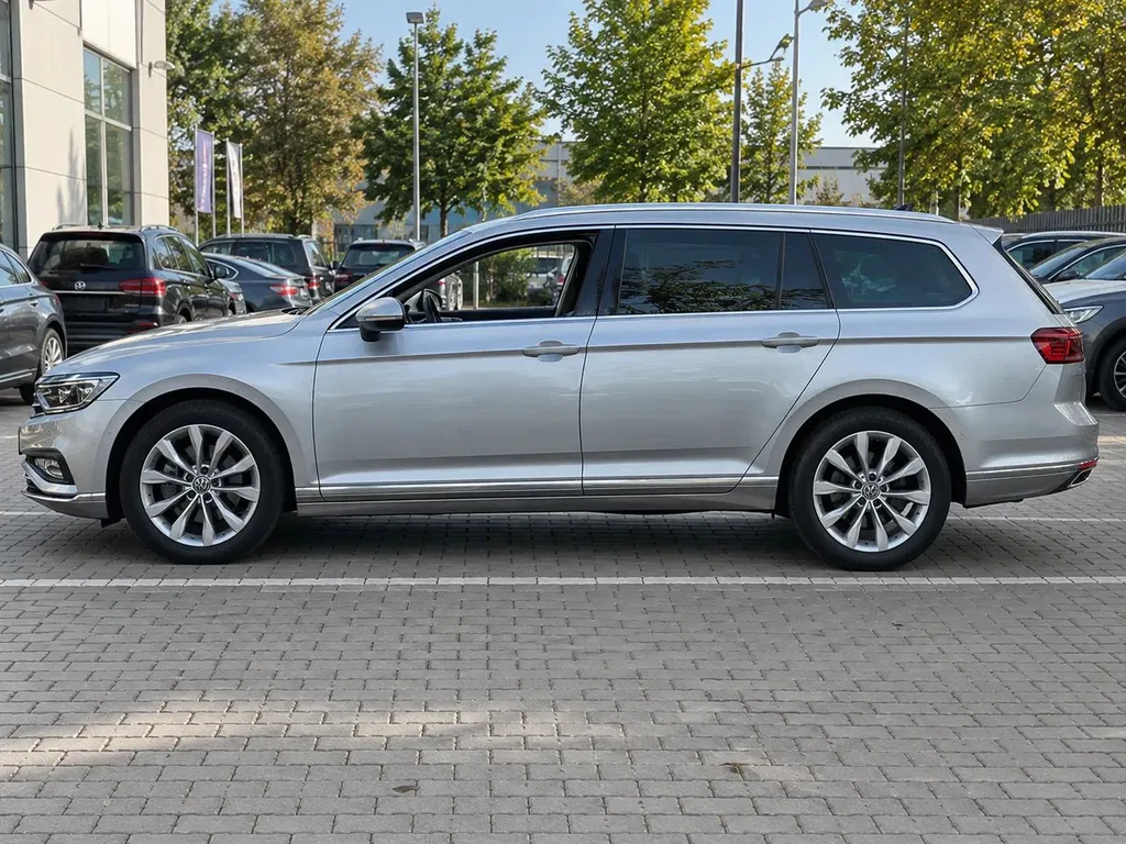 Zdjęcie: 2022 Volkswagen Passat Variant