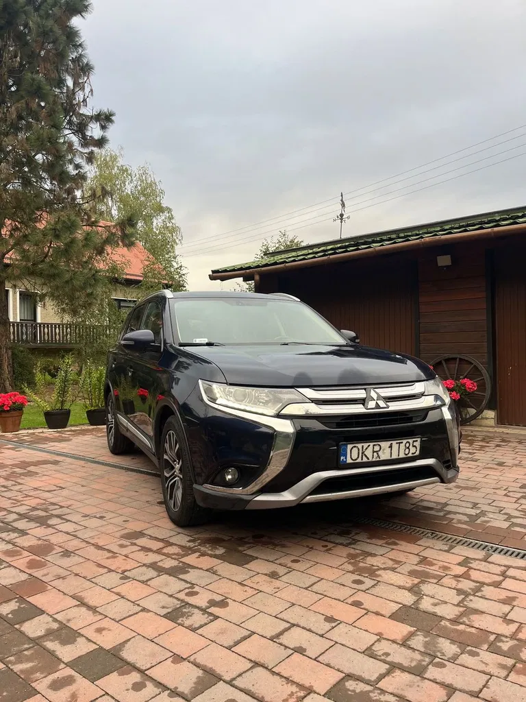 Zdjęcie: 2016 Mitsubishi Outlander