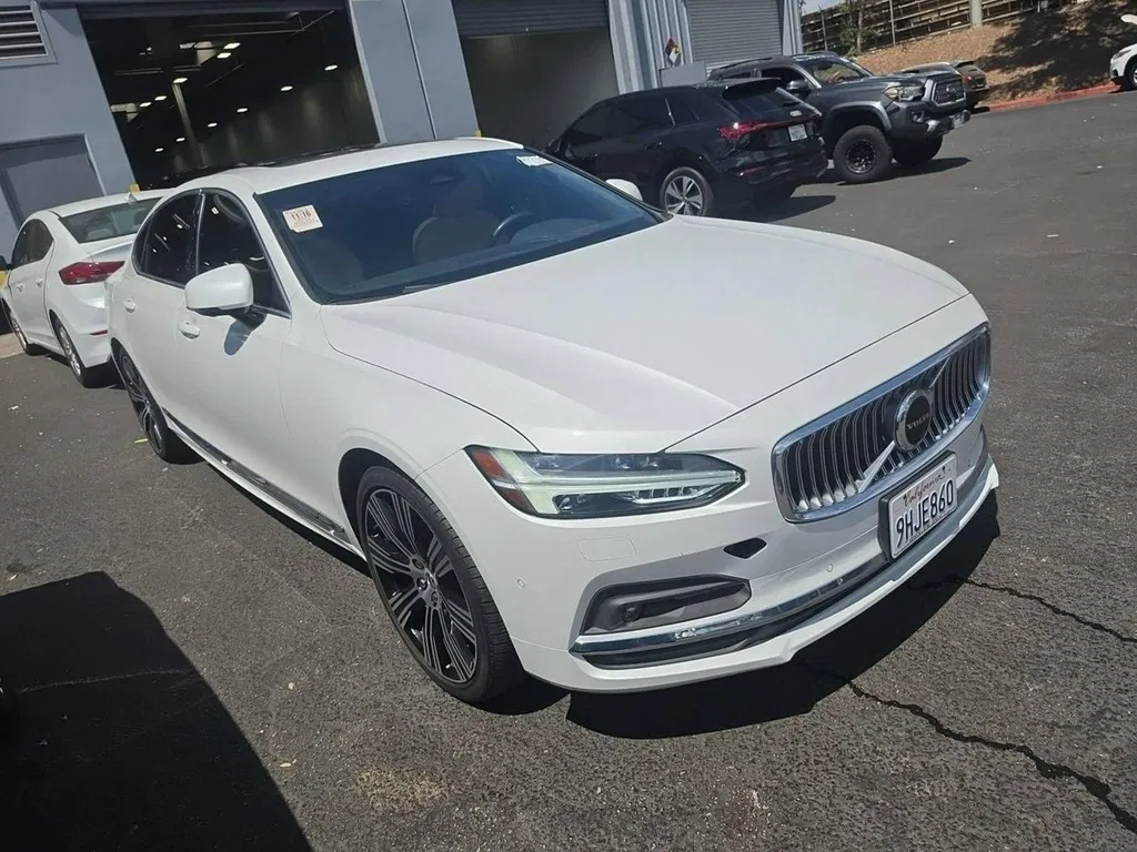 Zdjęcie: 2023 Volvo S90