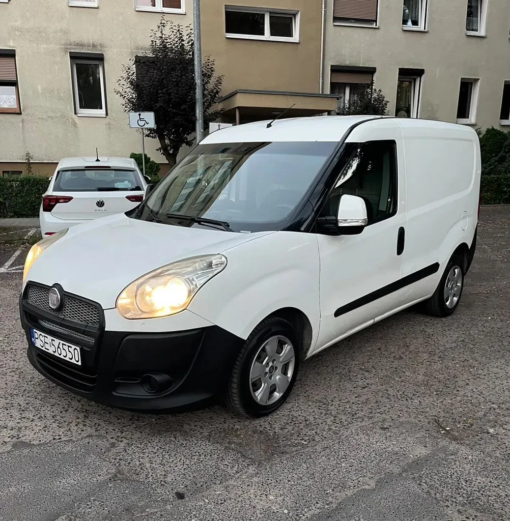 Zdjęcie: 2012 Fiat Doblo