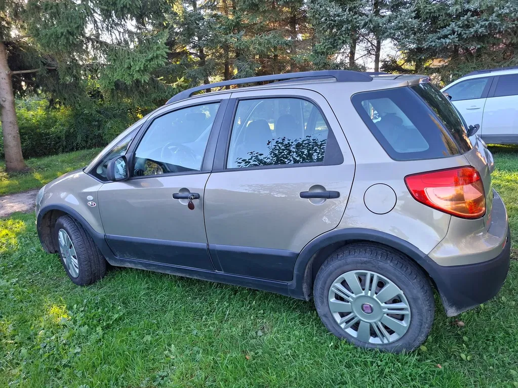 Zdjęcie: 2008 Fiat Sedici