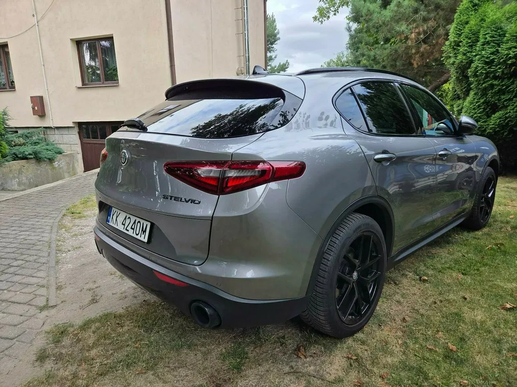 Zdjęcie: 2017 Alfa Romeo Stelvio