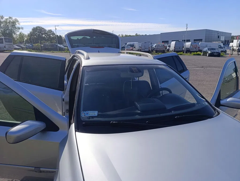Zdjęcie: 2006 Renault Laguna