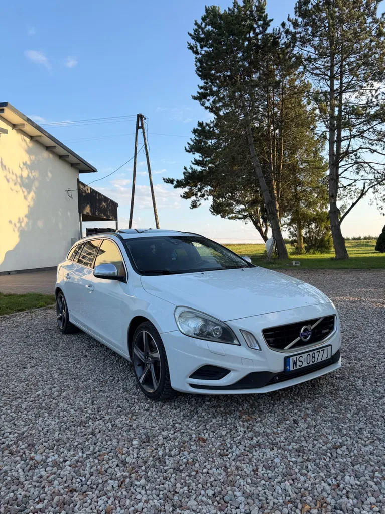 Zdjęcie: 2011 Volvo V60
