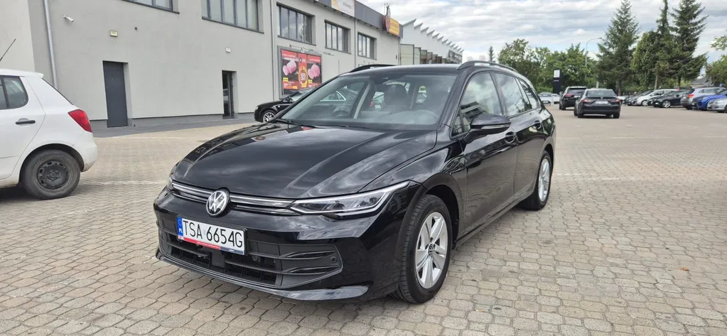 Zdjęcie: 2024 Volkswagen Golf