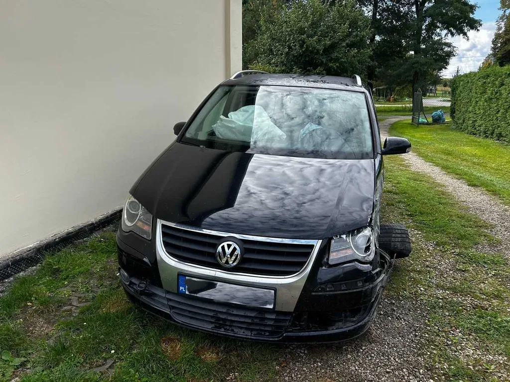 Zdjęcie: 2009 Volkswagen Touran