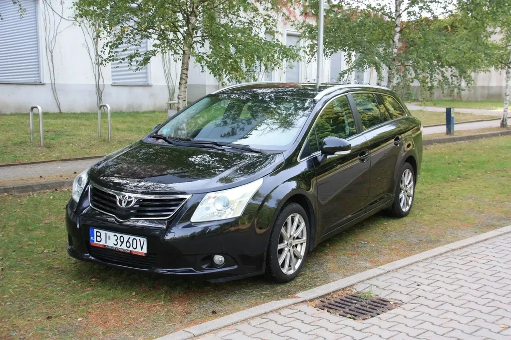 Zdjęcie: 2009 Toyota Avensis