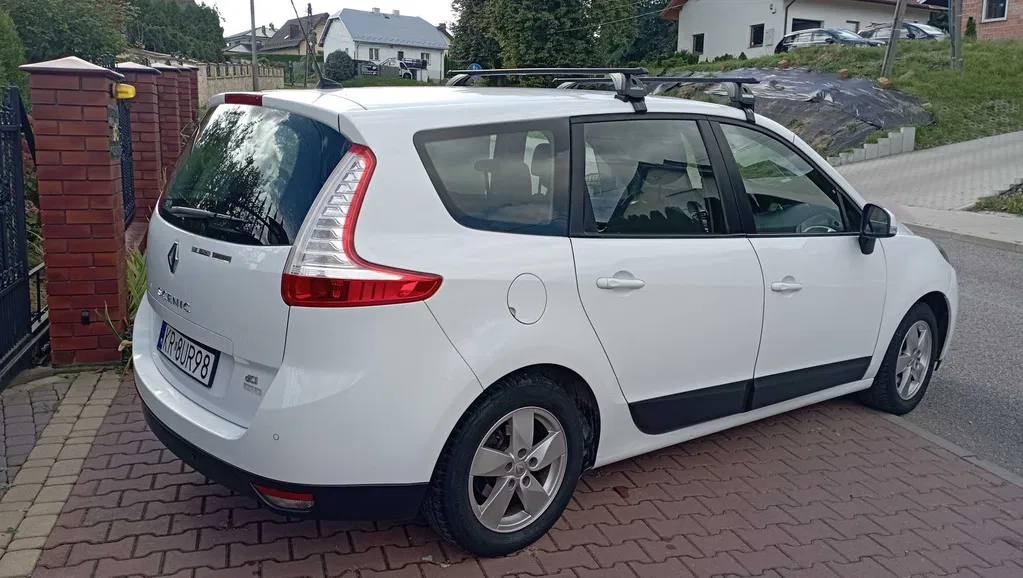Zdjęcie: 2009 Renault Grand Scenic
