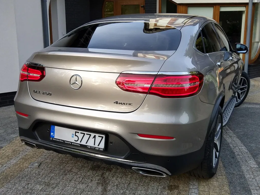 Zdjęcie: 2019 Mercedes-Benz GLC
