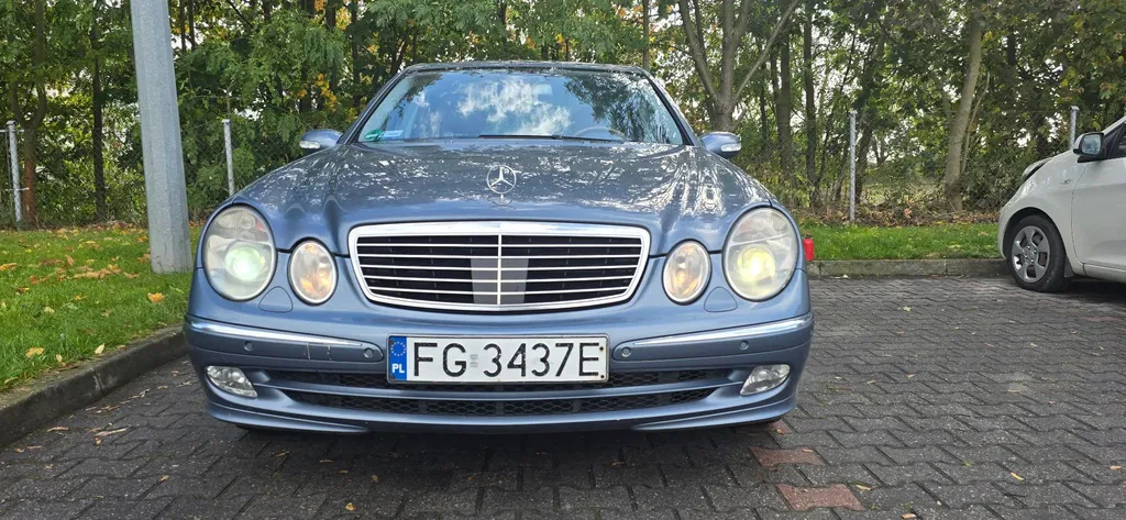 Zdjęcie: 2002 Mercedes-Benz E Klasa