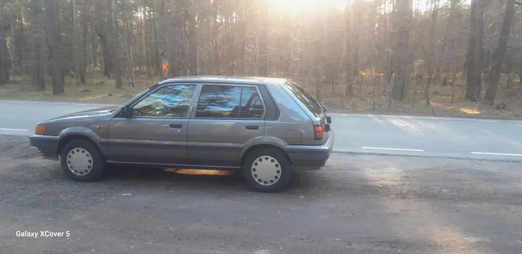 Zdjęcie: 1987 Nissan Sunny