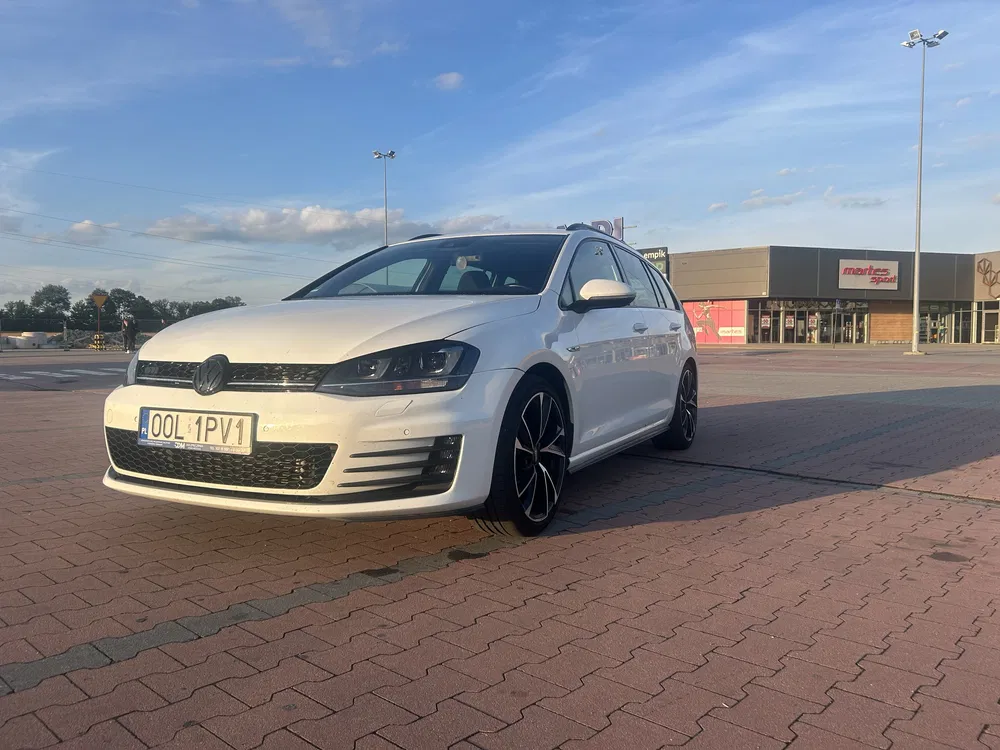 Zdjęcie: 2015 Volkswagen Golf
