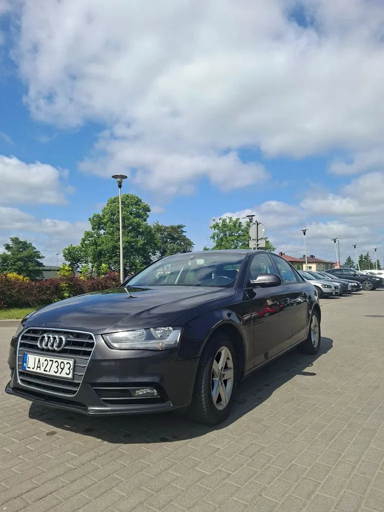 Zdjęcie: 2013 Audi A4Limousine