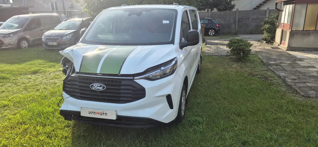 Zdjęcie: 2024 Ford Transit Custom
