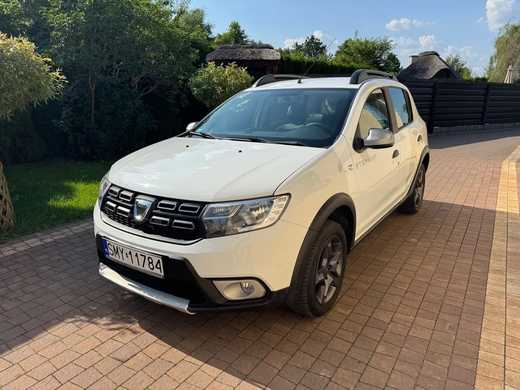 Zdjęcie: 2017 Dacia Sandero