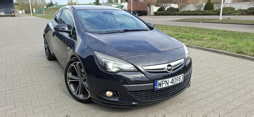 Zdjęcie: 2012 Opel Astra