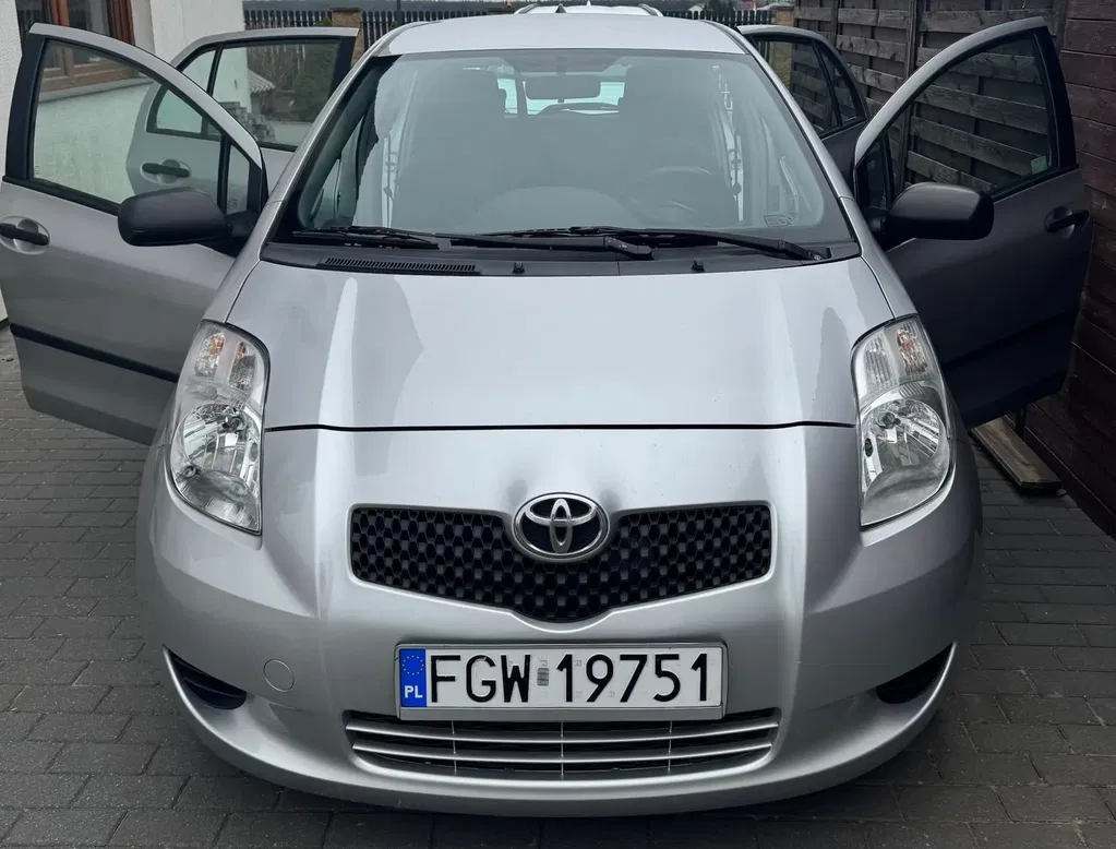 Zdjęcie: 2007 Toyota Yaris