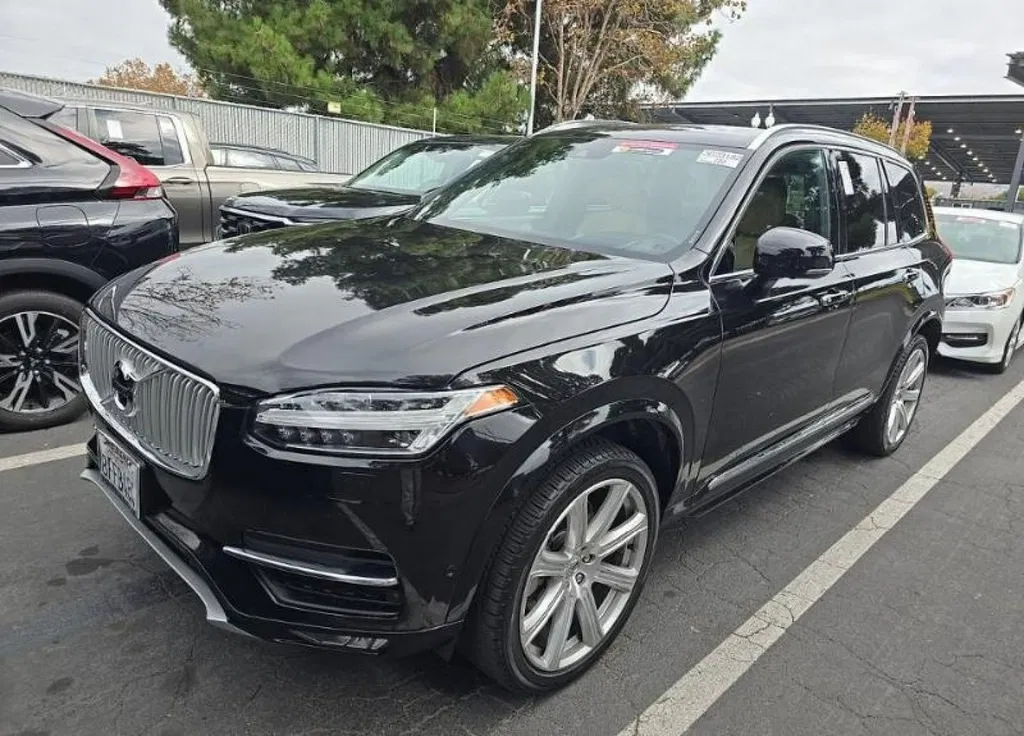 Zdjęcie: 2018 Volvo XC 90