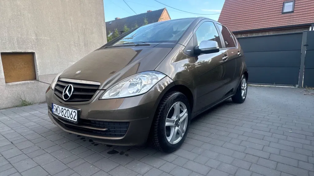 Zdjęcie: 2012 Mercedes-Benz A Klasa
