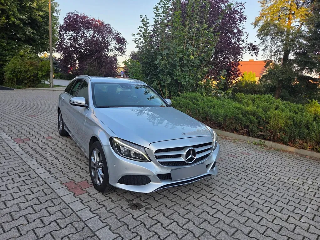 Zdjęcie: 2017 Mercedes-Benz C Klasa
